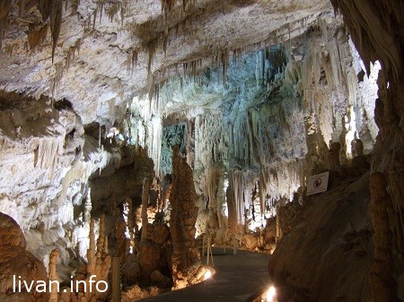 Пещеры Джейта