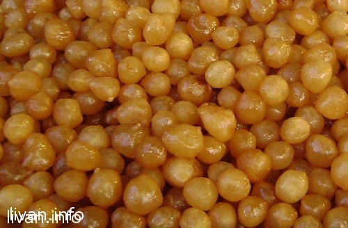 Сладкие шарики из теста в сладком сиропе "Awwamat"