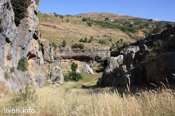 Водопад Баатара (Baatara gorge waterfall)