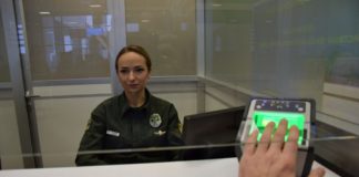 На Украинской границе заработал биометрический контроль для ливанцев, россиян и других иностранцев. На Украинской границе заработал биометрический контроль для ливанцев, россиян и других иностранцев.
