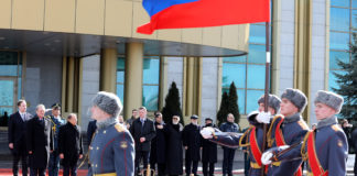 Президент Ливана прибыл в Россию на переговоры с Путиным