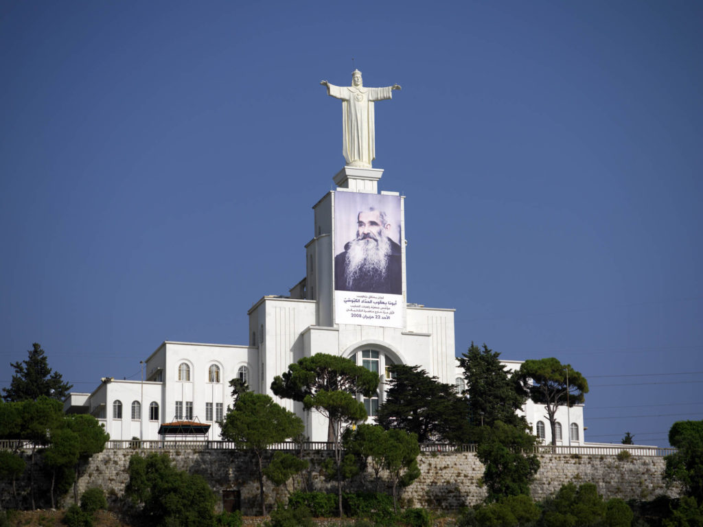 Статуя Иисуса Христа в Зуук-Мосбех