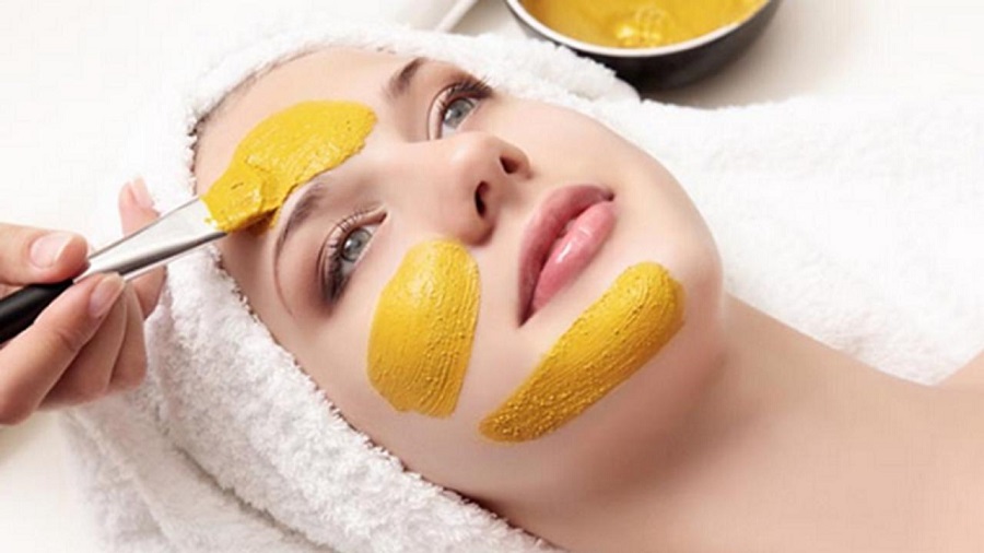 Отбеливающая маска для лица из куркумы и лимона